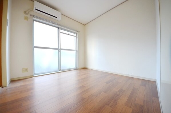 エステートピア フラワーの物件内観写真